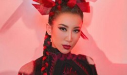 李玟的化妆师爆料视频大全,明星妆容幕后全记录