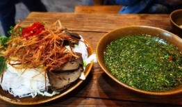 保山美食爆料事件视频下载,视频爆料带你领略地道风味