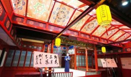 扬州东关街新闻热点爆料,古街惊现神秘事件，引网友热议！