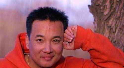 娱乐圈人名黑土 吃瓜,揭秘“黑土”吃瓜背后的故事